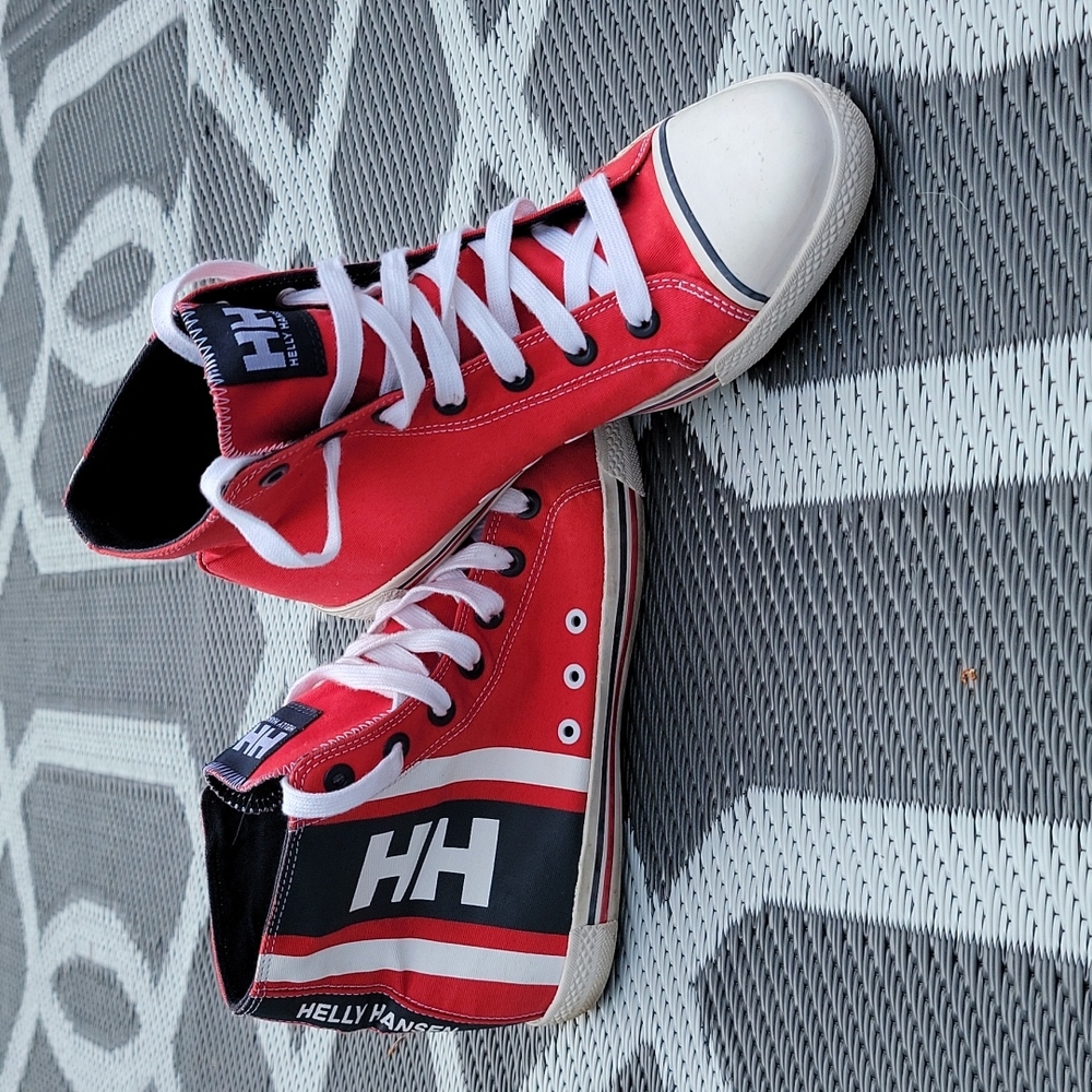 Helly Hansen high tops